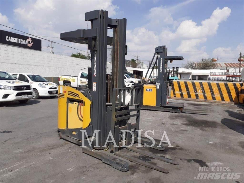 Jungheinrich ETR 230D Electric Forklifts