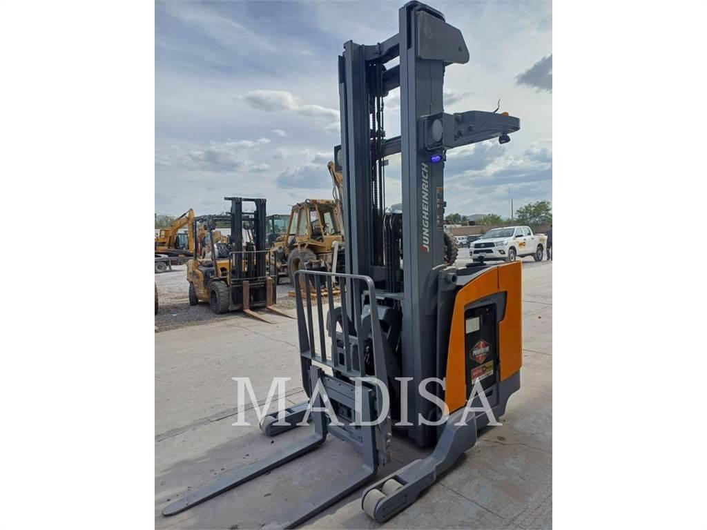 Jungheinrich ETR 235 Misc Forklifts