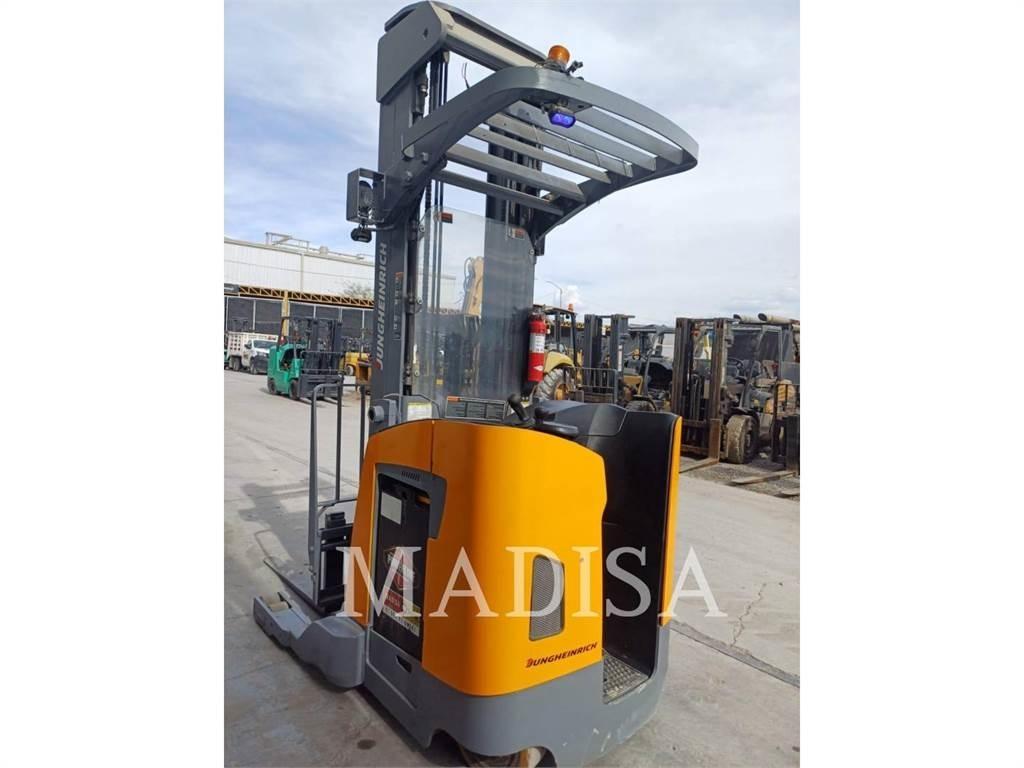 Jungheinrich ETR 235 Misc Forklifts
