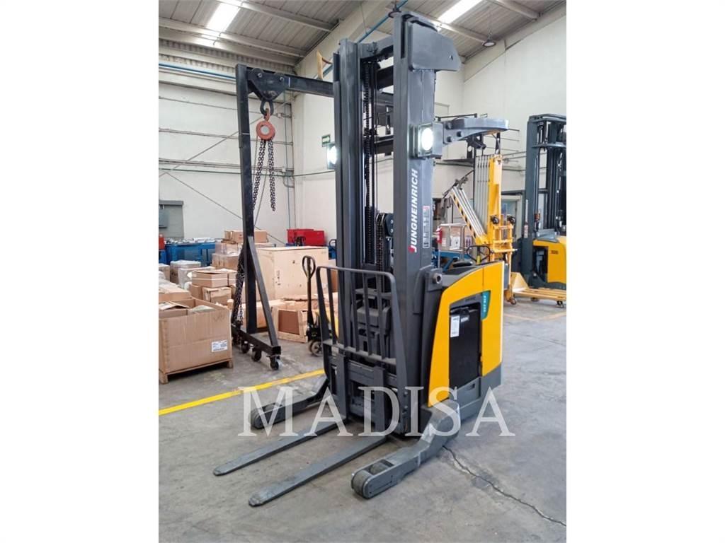Jungheinrich ETR 235 Electric Forklifts