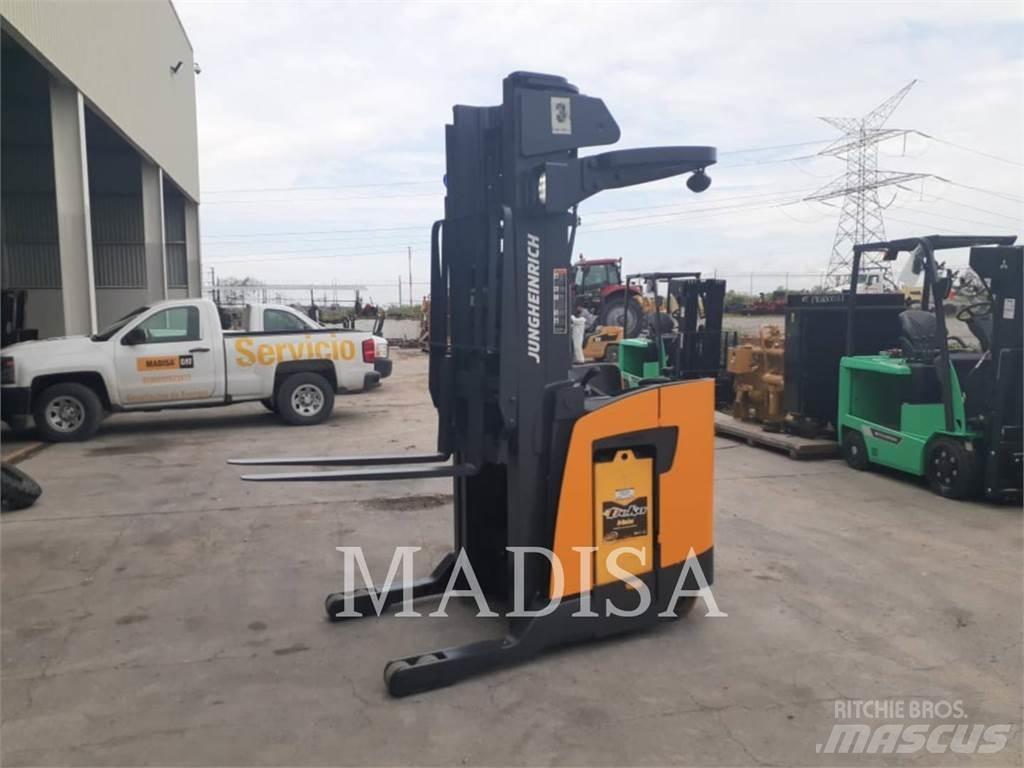 Jungheinrich ETR230D Electric Forklifts