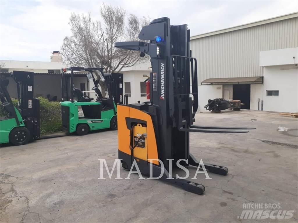 Jungheinrich ETR230D Electric Forklifts