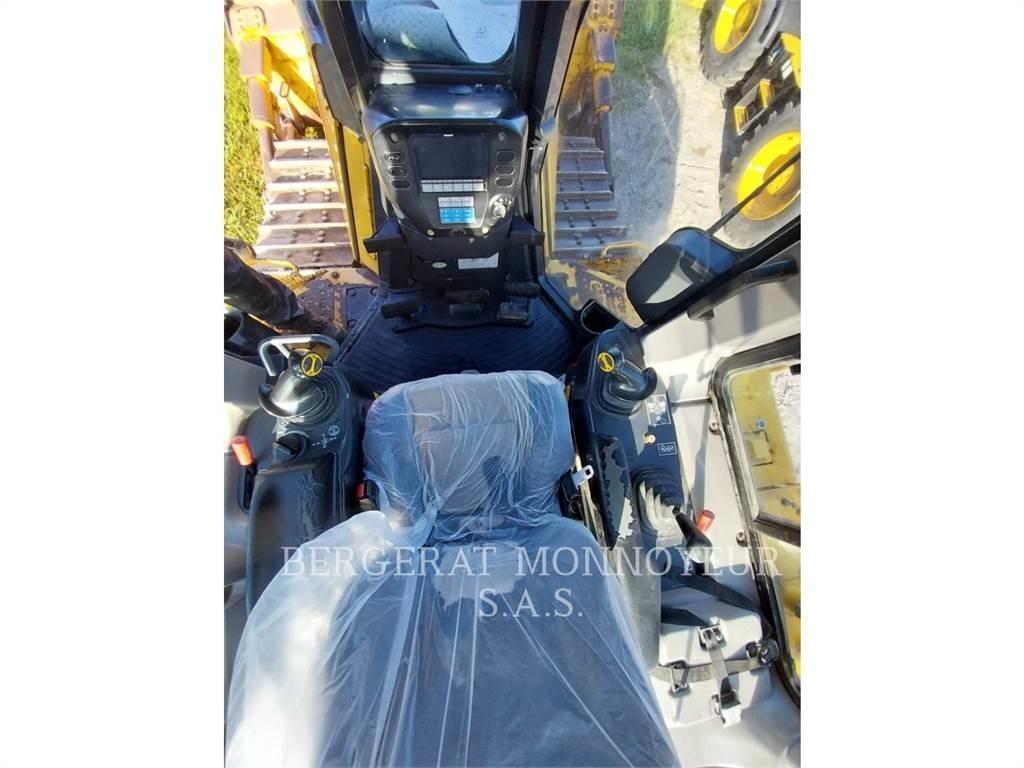 Komatsu D65 Crawler dozers