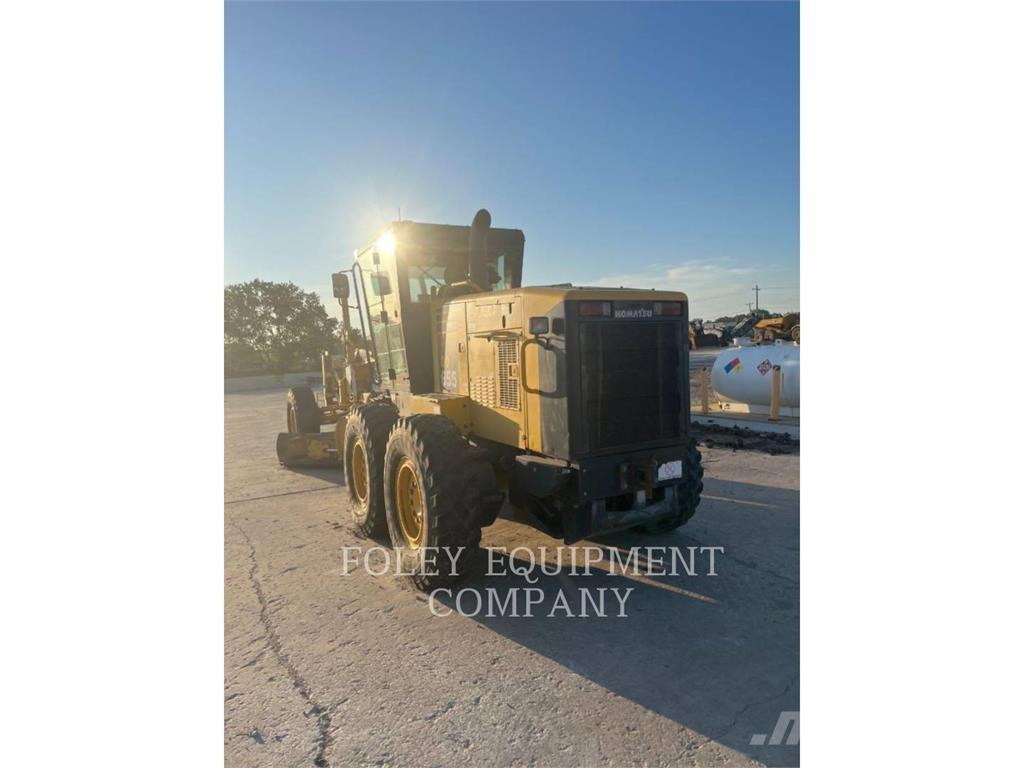 Komatsu GD655-3 Motor Graders