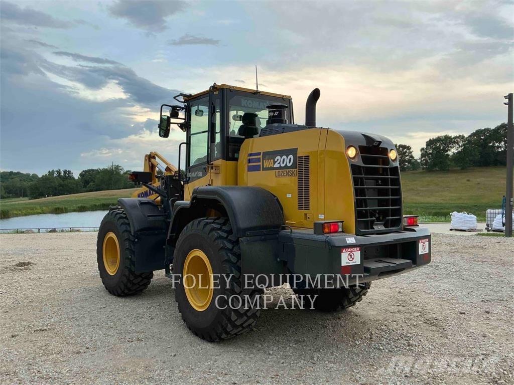 Komatsu WA200-8 Wheel Loaders