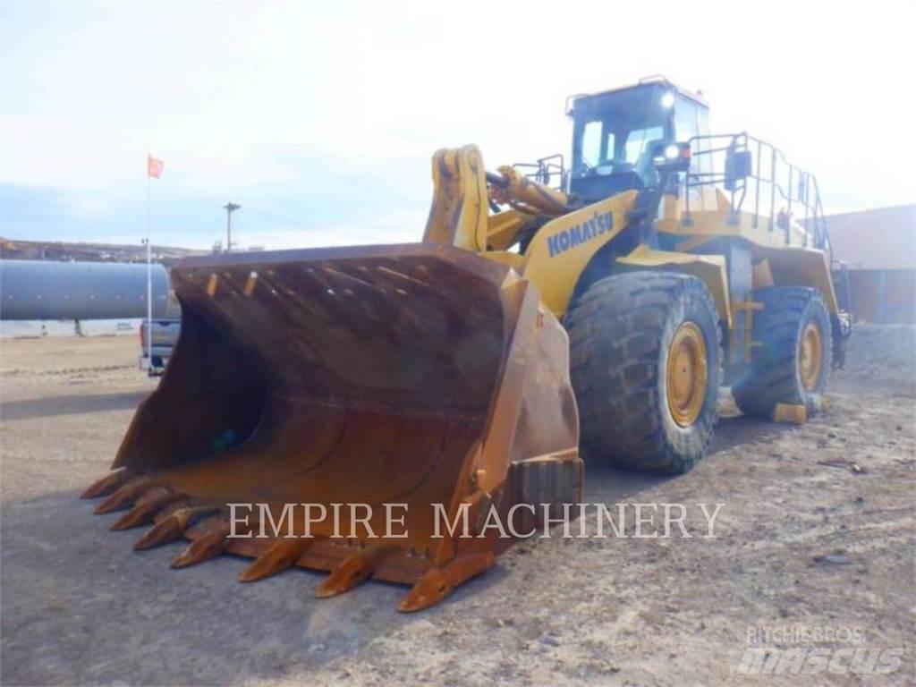 Komatsu WA600-8 Wheel Loaders