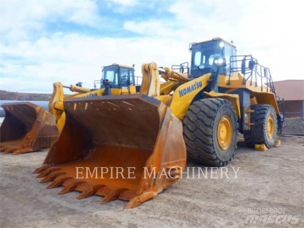 Komatsu WA600-8 Wheel Loaders