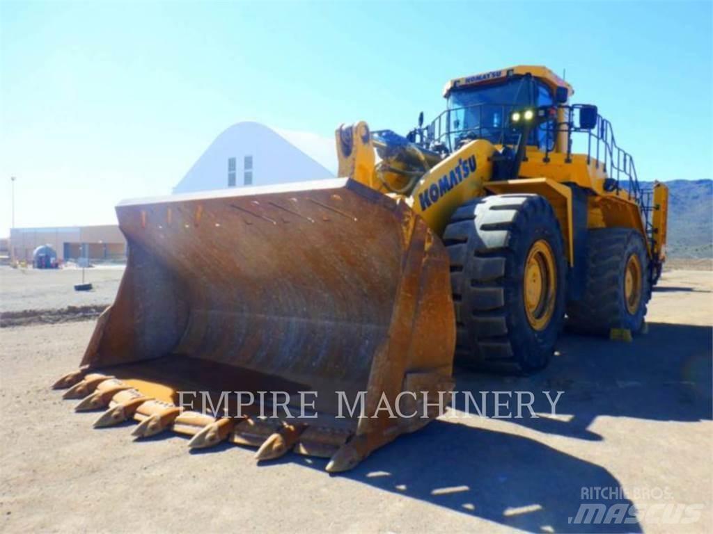 Komatsu WA900-8 Wheel Loaders