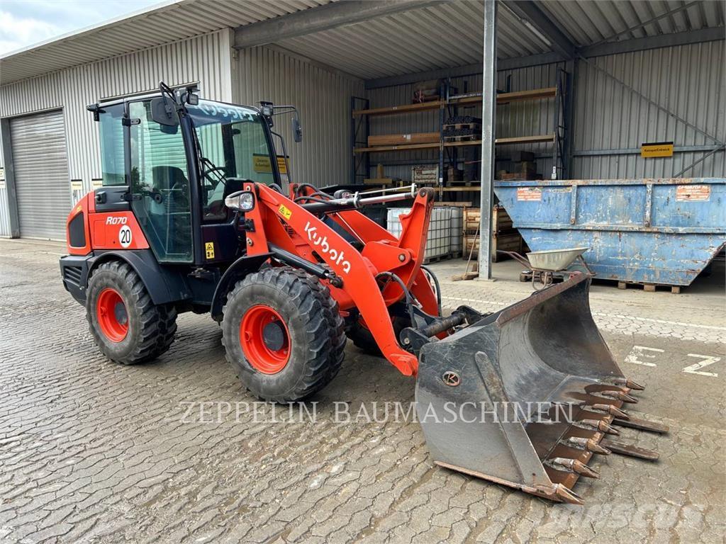 Kubota R070 Wheel Loaders
