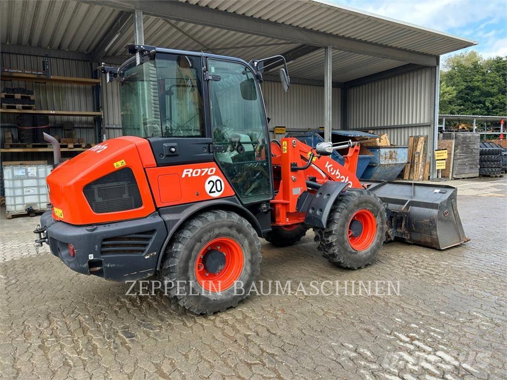Kubota R070 Wheel Loaders