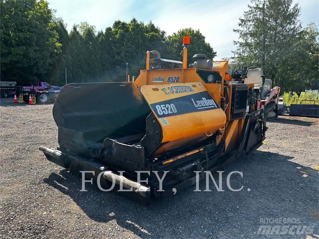 LeeBoy 8520 Asphalt pavers