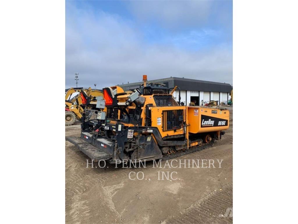 LeeBoy 8616B Asphalt pavers