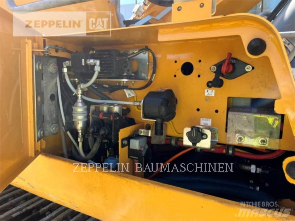 Liebherr R936NLC Crawler Excavators