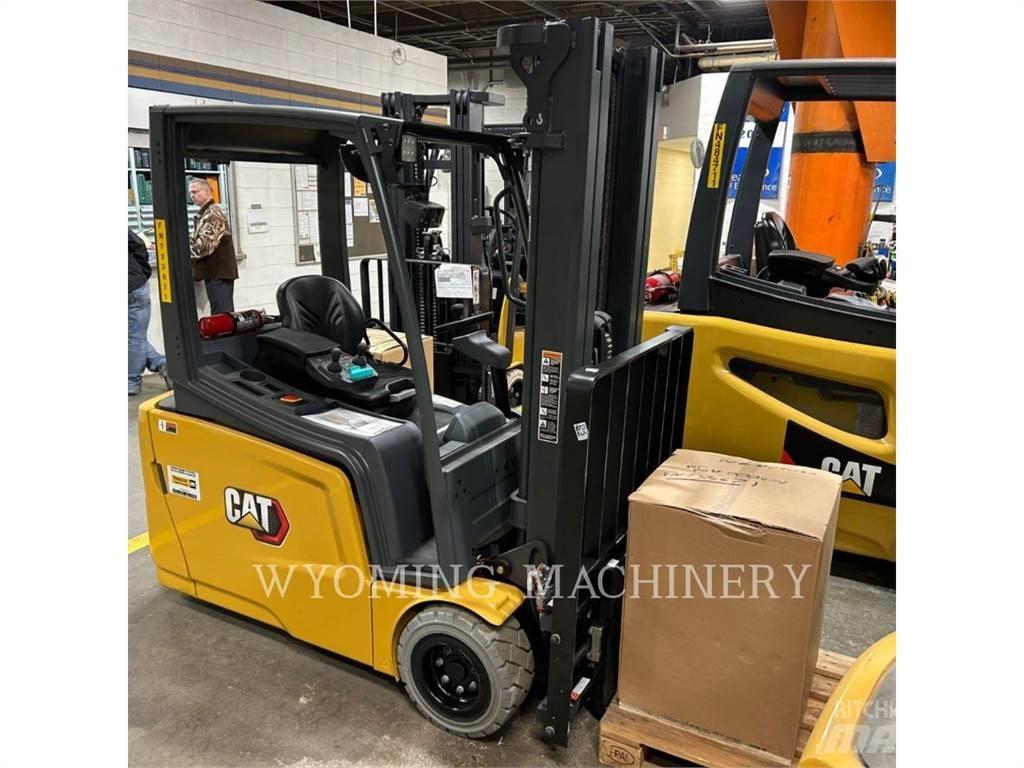Mitsubishi 2ET4000 Electric Forklifts