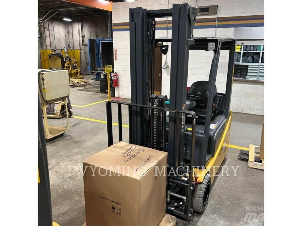 Mitsubishi 2ET4000 Electric Forklifts