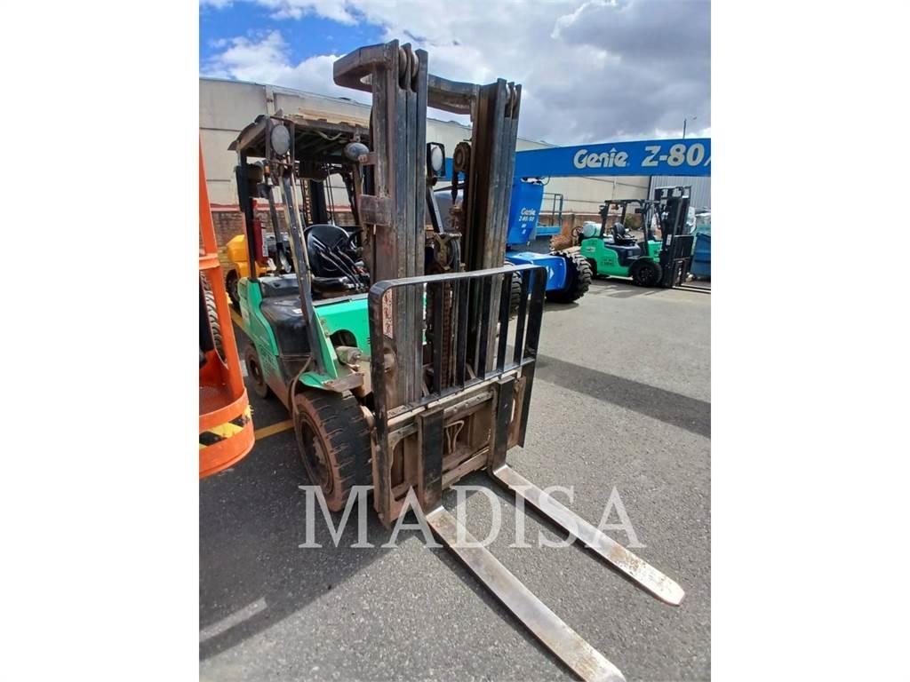 Mitsubishi FG30N-LP Misc Forklifts