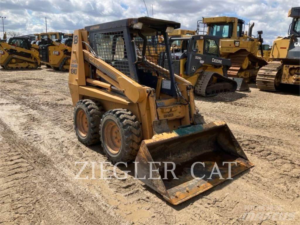 New Holland 1840 Skid Steer Loaders