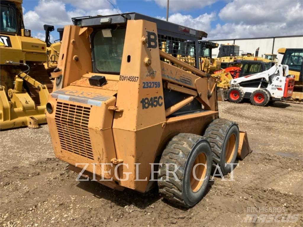 New Holland 1845 Skid Steer Loaders