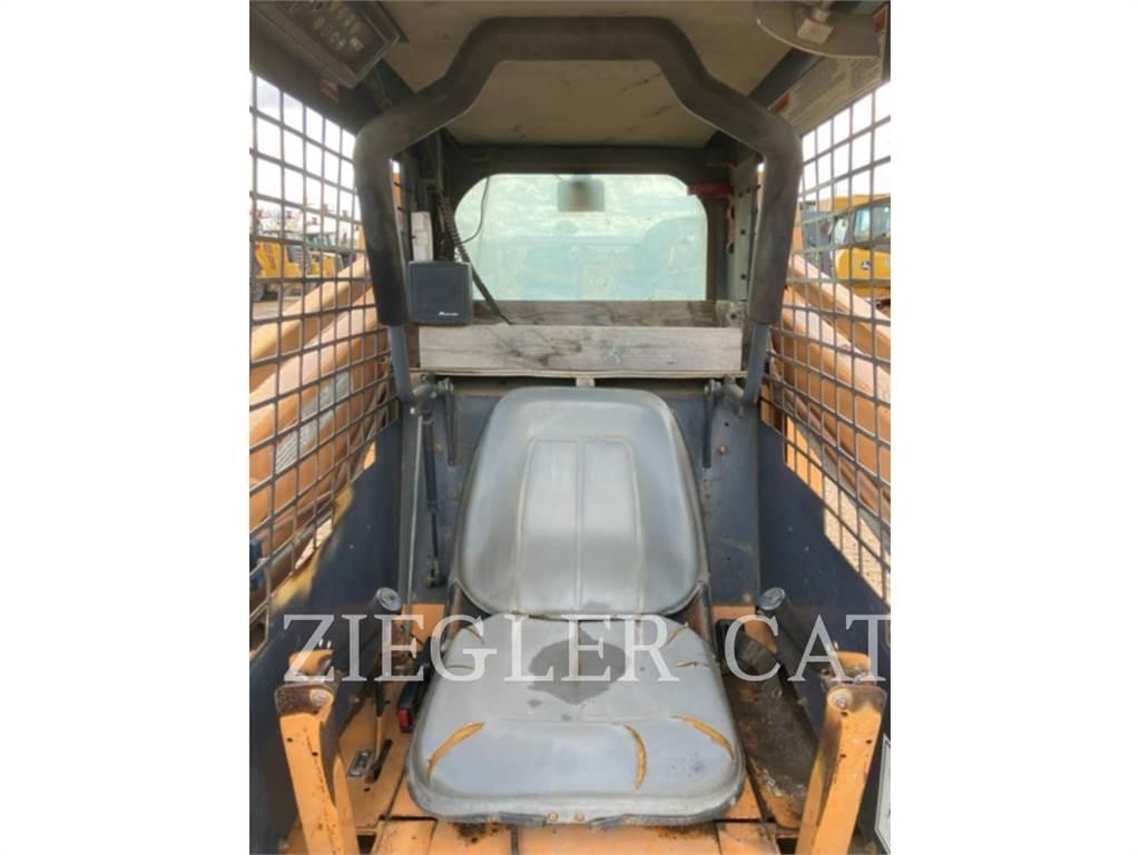 New Holland 1845 Skid Steer Loaders