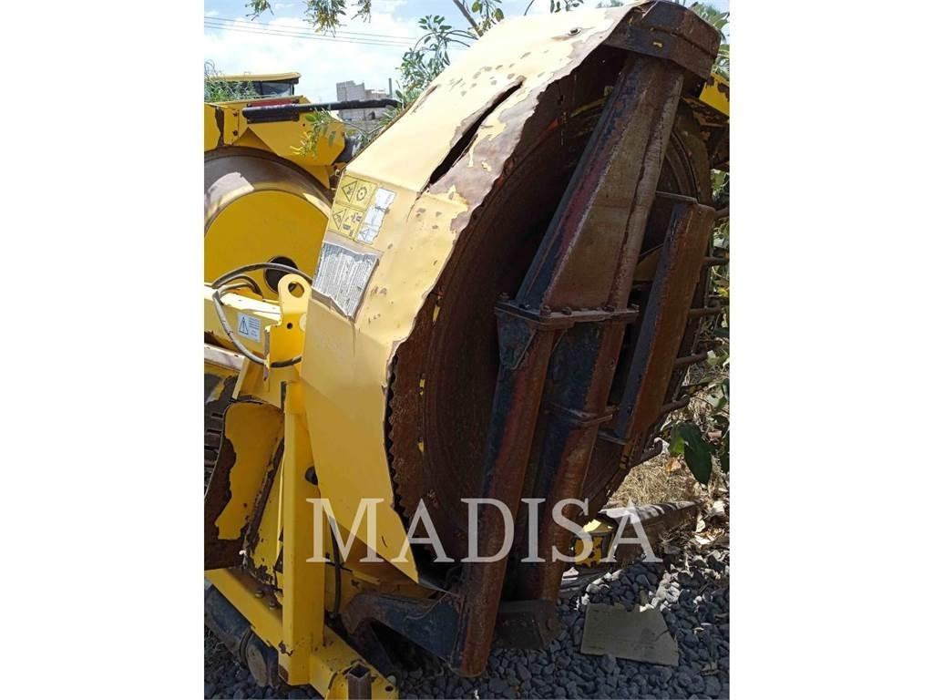 New Holland 430FI Combine Attachments