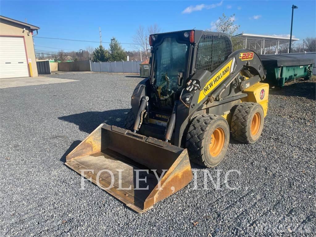 New Holland L223 Skid Steer Loaders