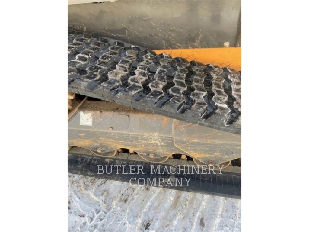 New Holland TV380 Crawler Loaders