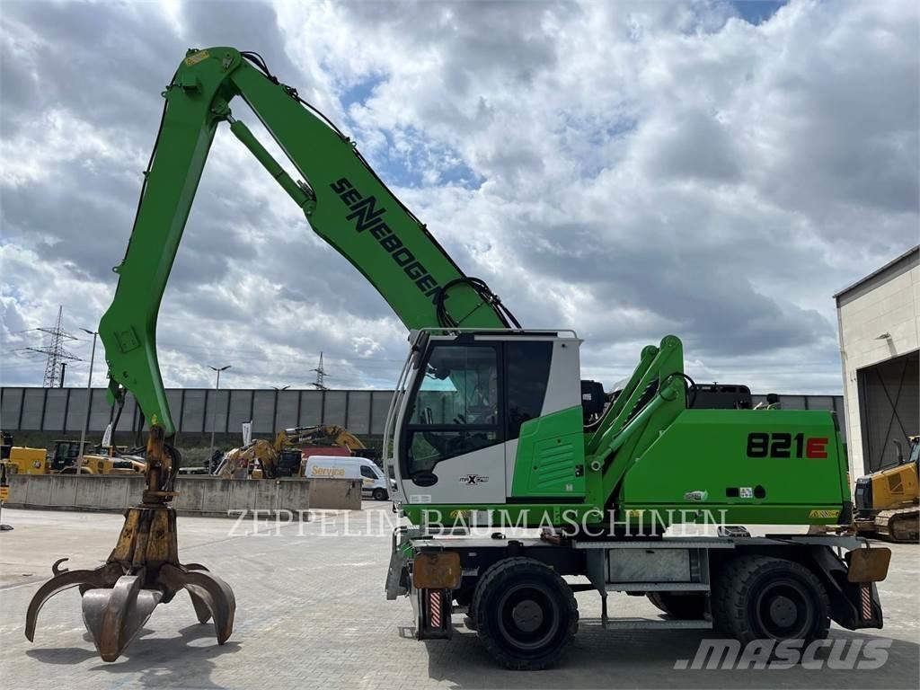 Sennebogen 821E Demolition