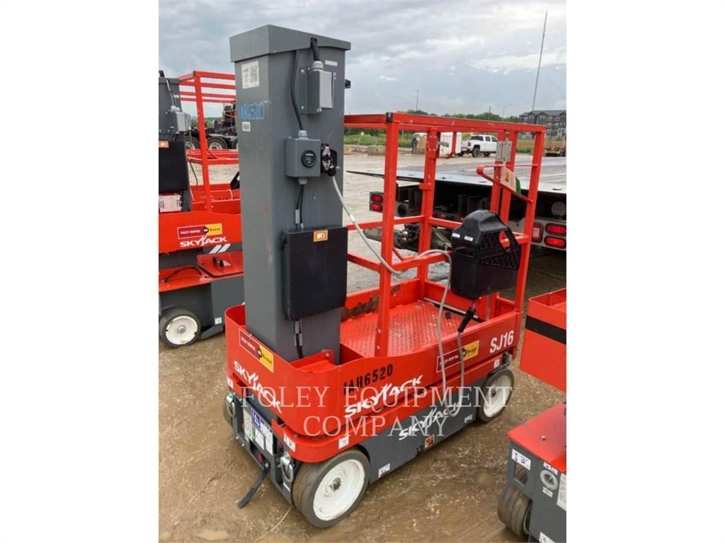 Skyjack SJ16 Scissor Lifts