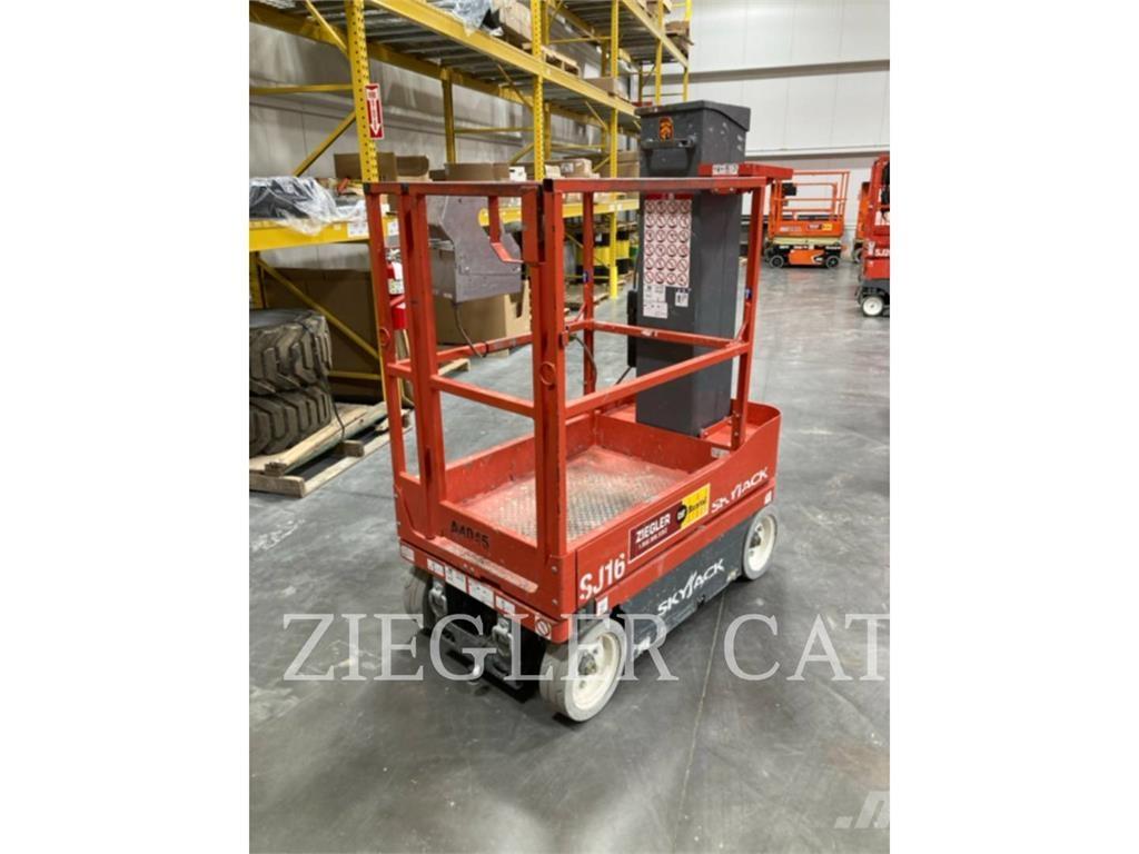 Skyjack SJ16 Scissor Lifts