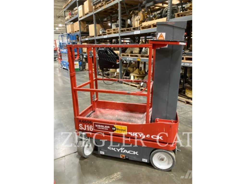 Skyjack SJ16 Scissor Lifts
