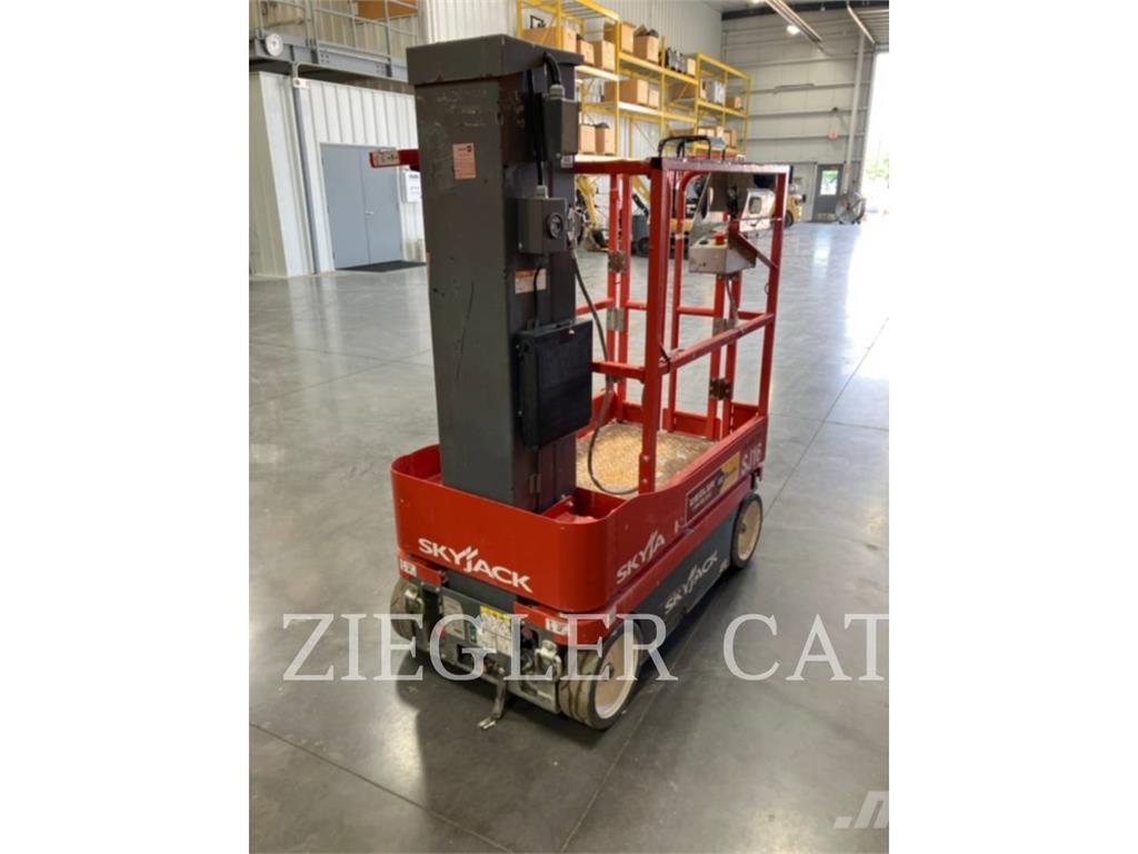 Skyjack SJ16 Scissor Lifts