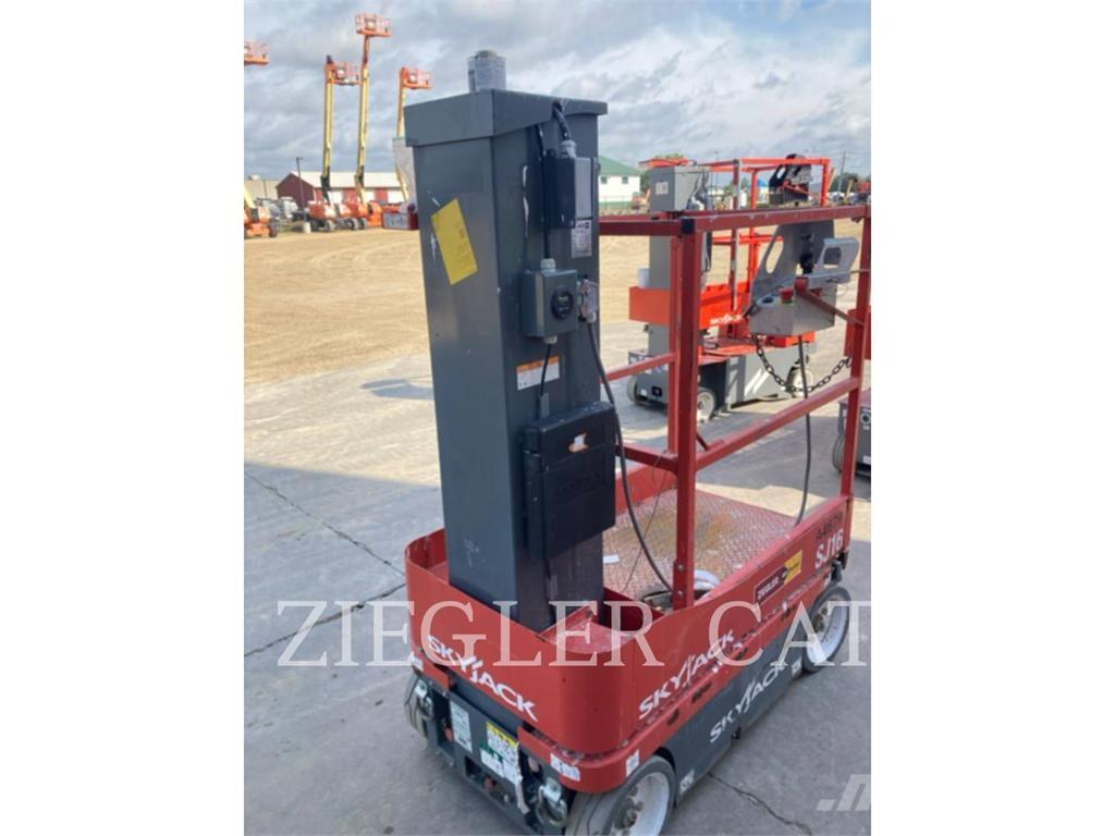 Skyjack SJ16 Scissor Lifts