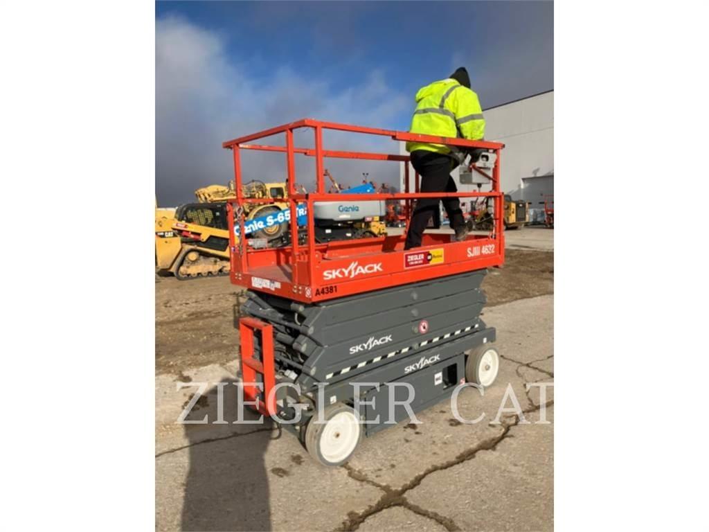 Skyjack SJIII4632 Scissor Lifts