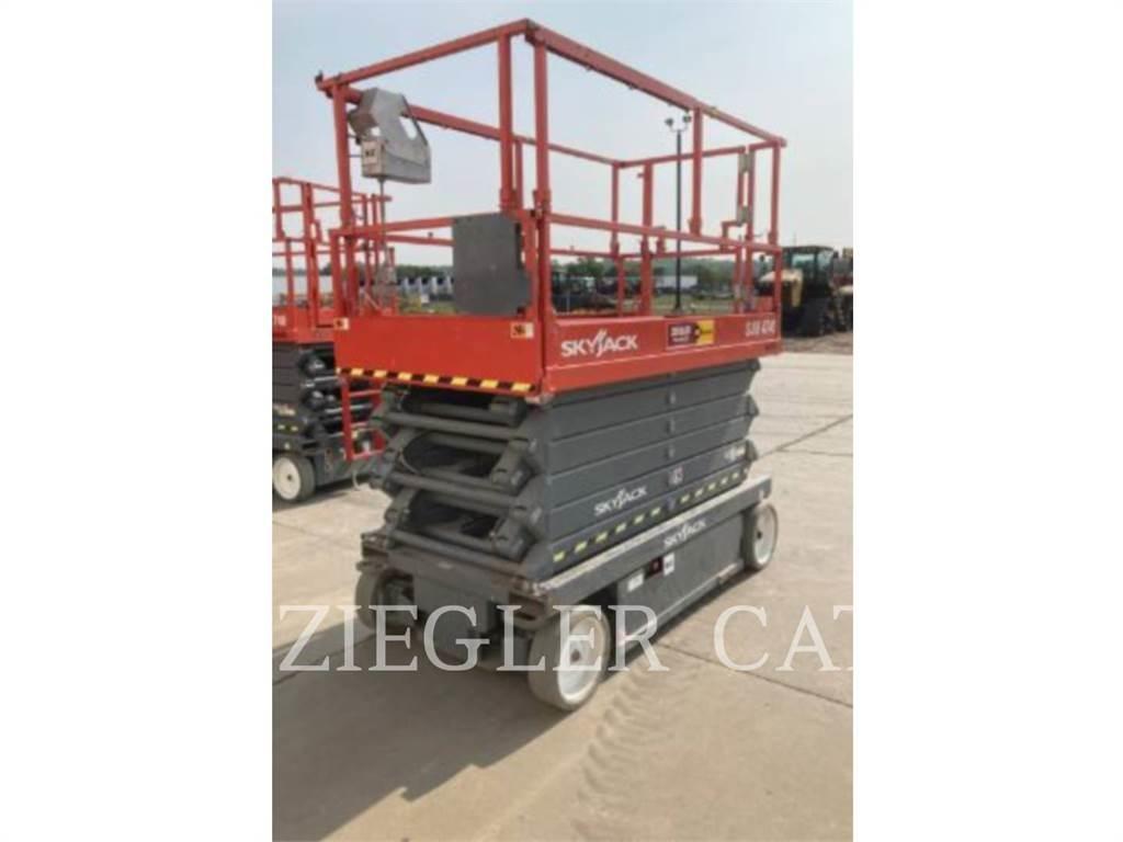 Skyjack SJIII4740 Scissor Lifts