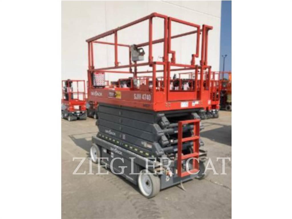 Skyjack SJIII4740 Scissor Lifts