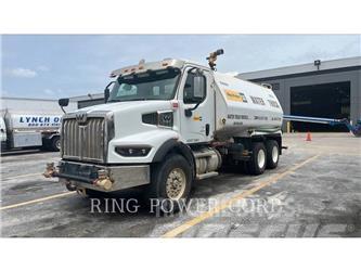 United WT5000 Tank Trucks