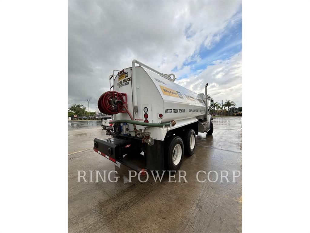 United WT5000 Tank Trucks