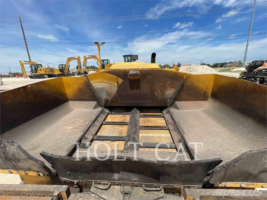 Weiler P265 Asphalt pavers