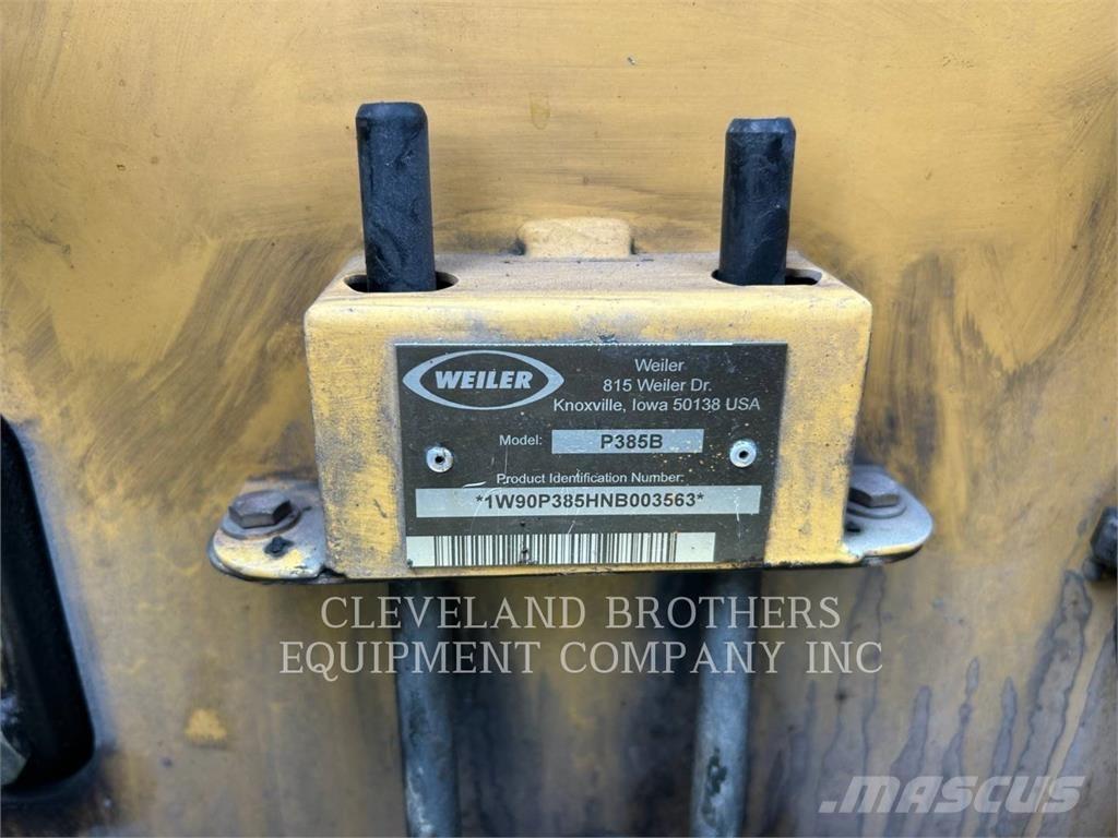 Weiler P385B Asphalt and Tar Sprayers and Sealers