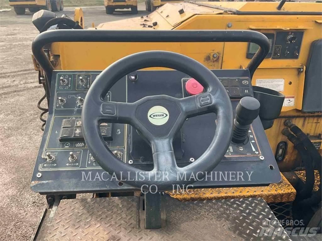 Weiler P385B Asphalt pavers