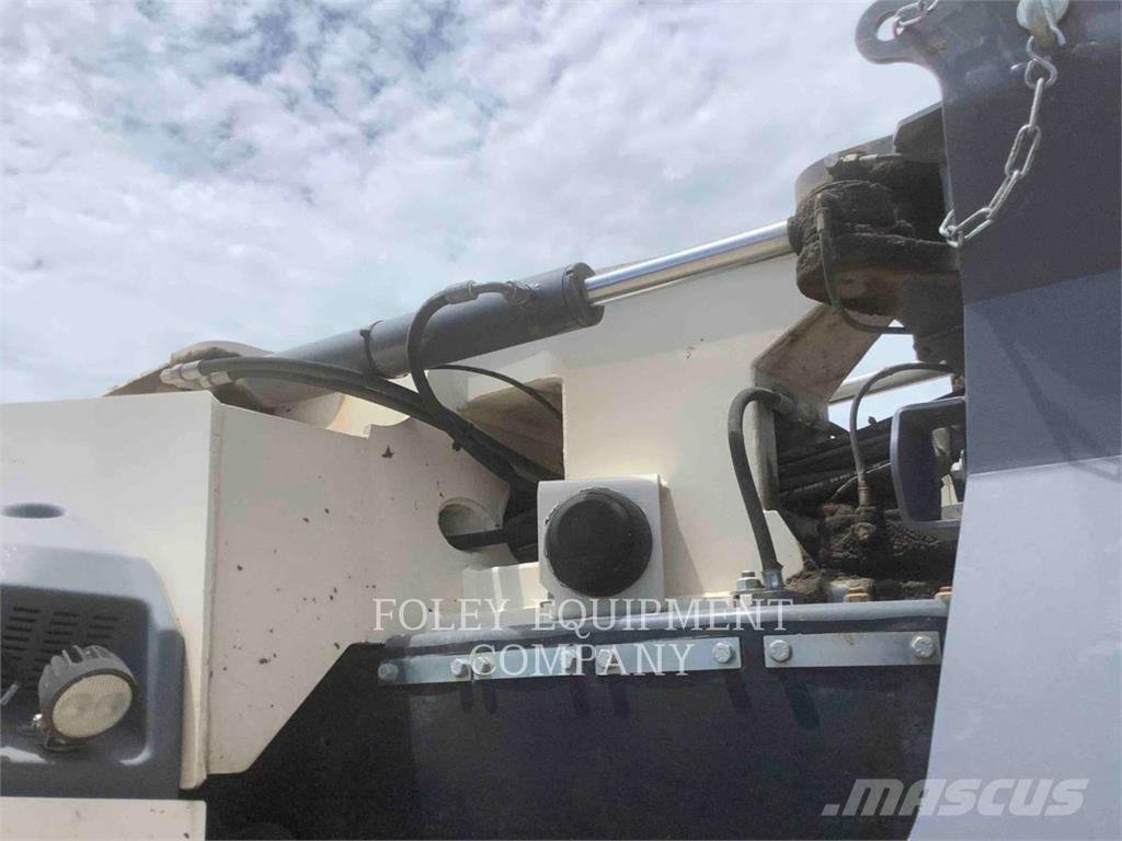 Wirtgen W120CFI Asphalt pavers