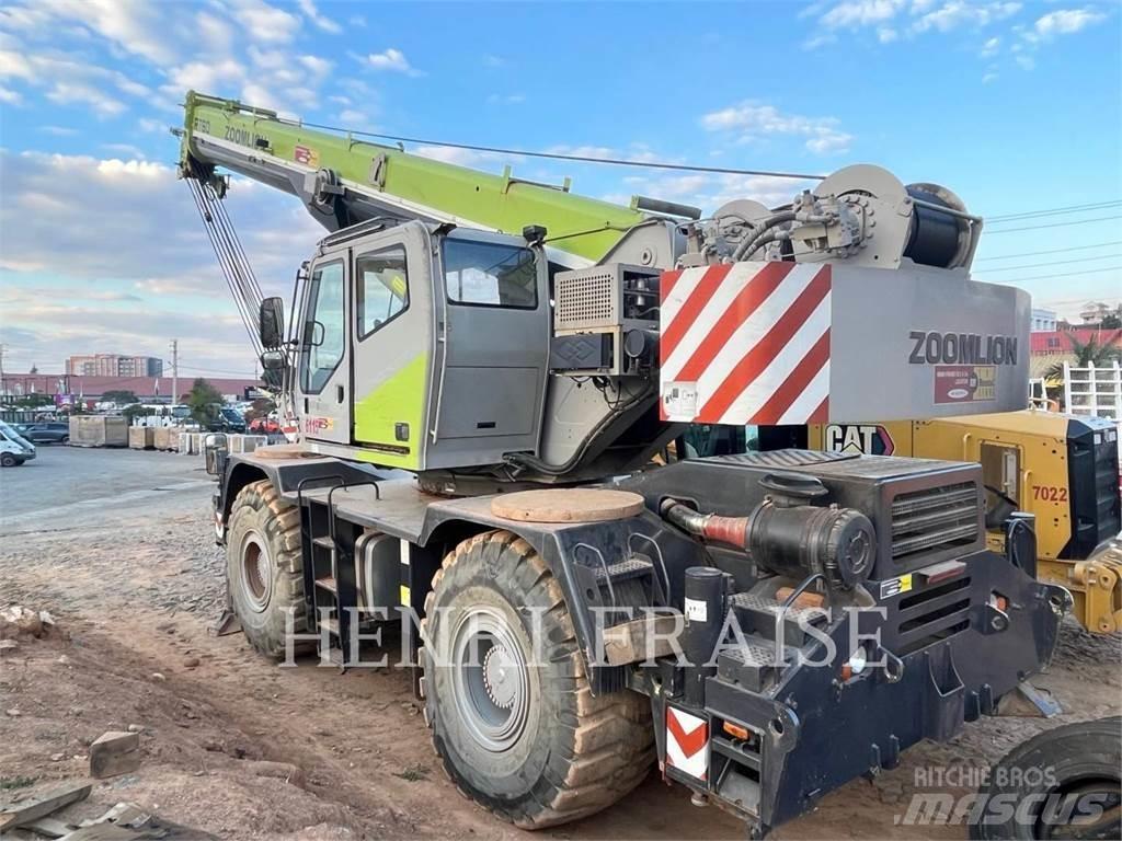 Zoomlion ZRT600 Mobile and all terrain cranes