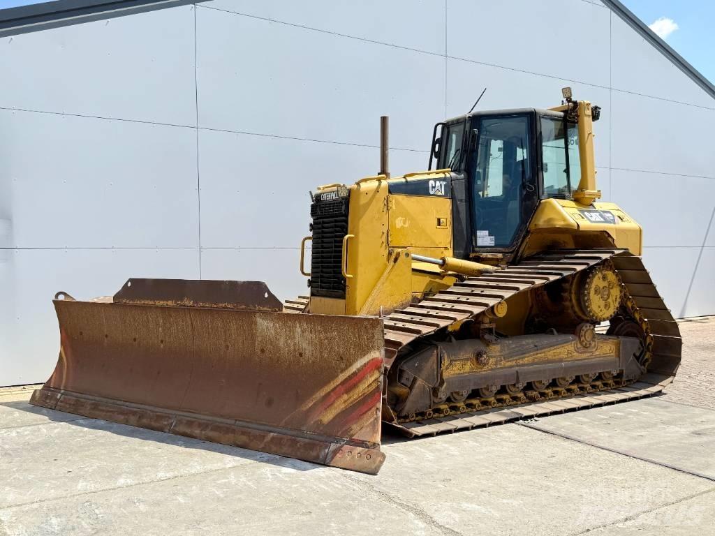 CAT D6N Crawler dozers