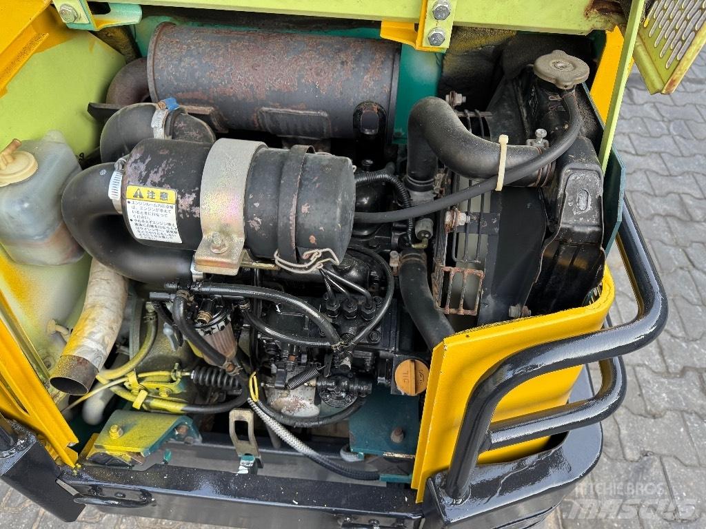 Yanmar B12 Mini Excavators <7t (Mini Diggers)