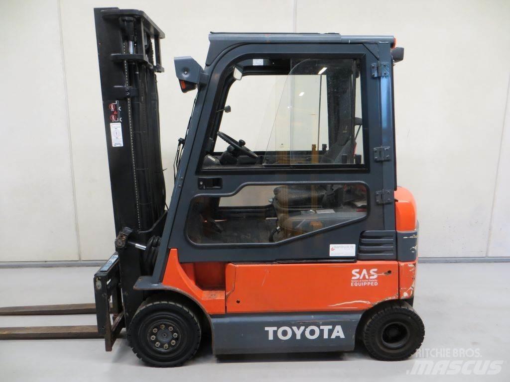 Toyota 7FBMF20 Electric Forklifts