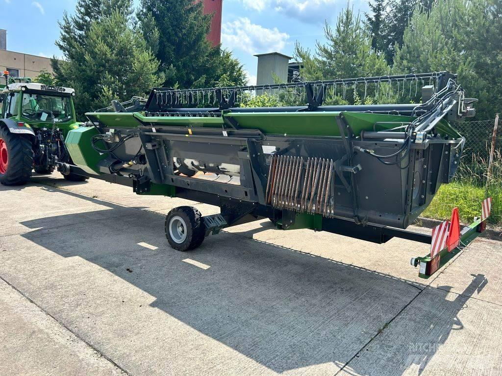 Fendt CORUS 522 MCS Combine Harvesters