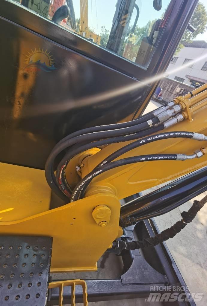 CAT 305.5 E Mini Excavators <7t (Mini Diggers)