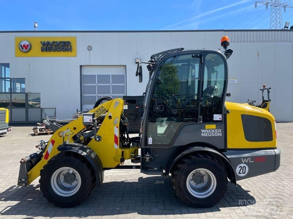 Wacker Neuson WL32 Wheel Loaders