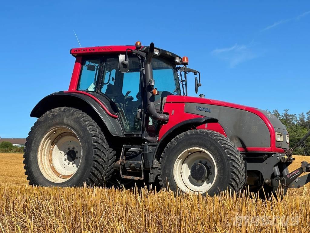 Valtra T 151 Tractors