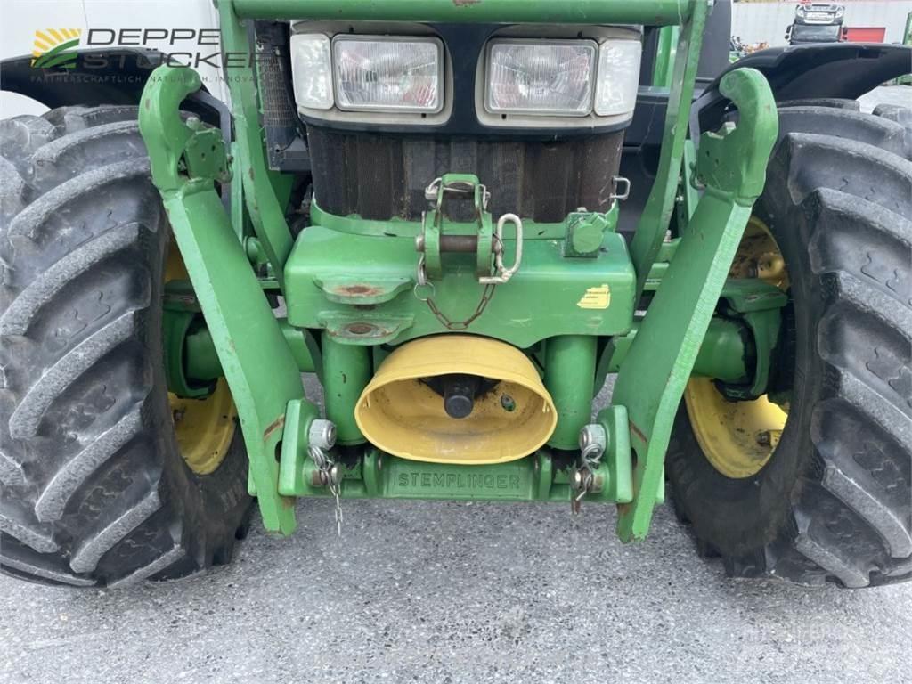 John Deere 5820 Tractors